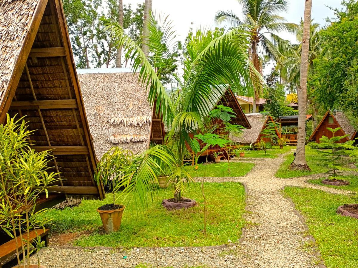 Archery-Asia Nipa Huts Moalboal Exteriér fotografie